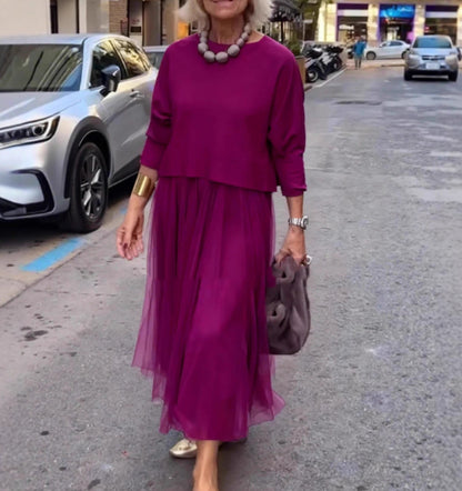 Ensemble composé d'un col rond en tricot uni et d'une robe longue