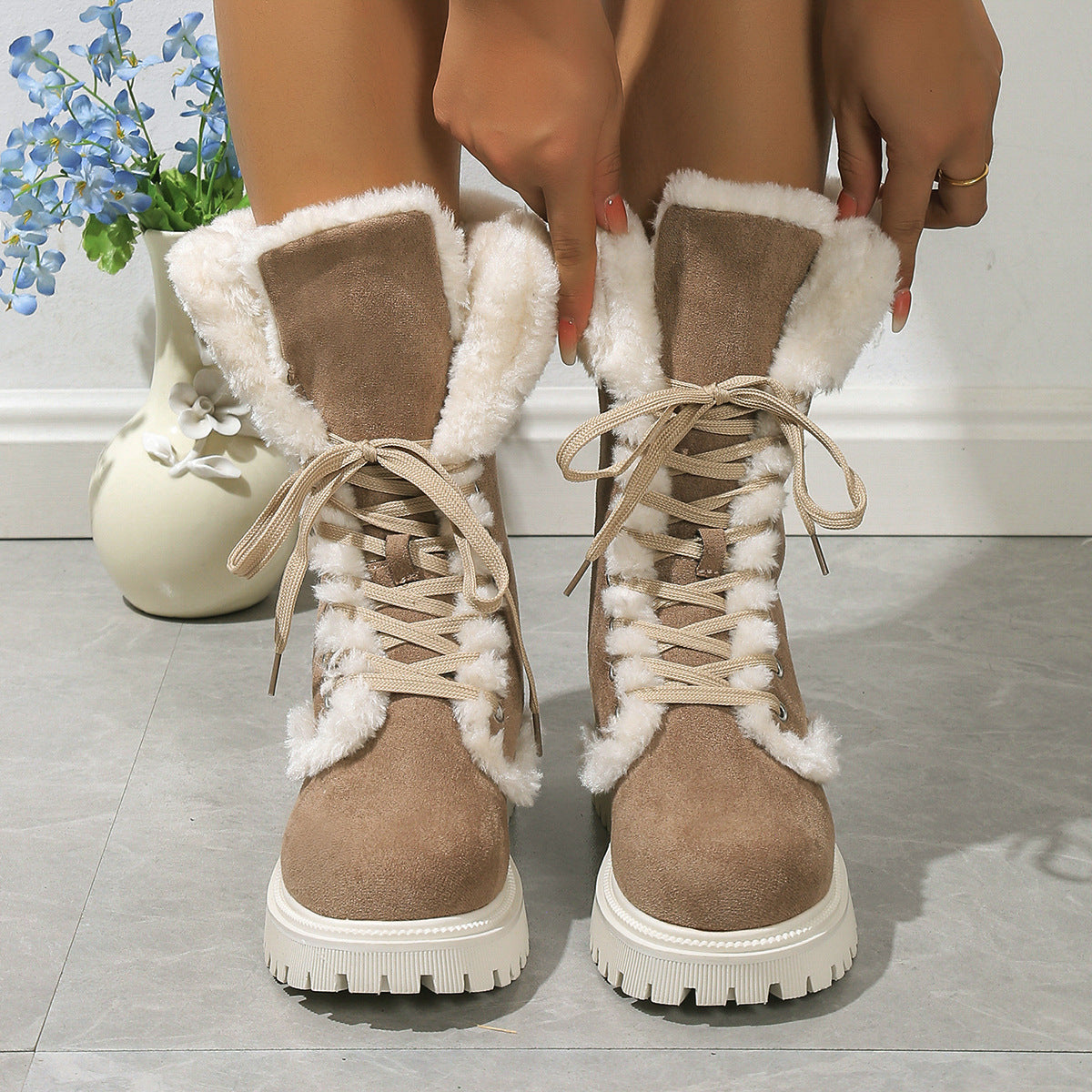 Bottes de Neige Femme à Lacets – Doublées Chaudes, Confortables