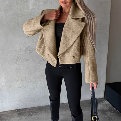 Manteau court oversize tendance en laine
