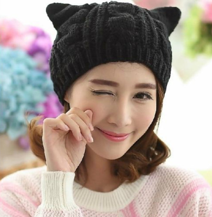 Bonnet Femme Tricoté Main avec Oreilles de Chat