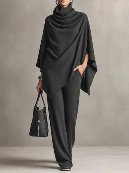 Ensemble deux pièces  d'un haut cape et d'un pantalon large