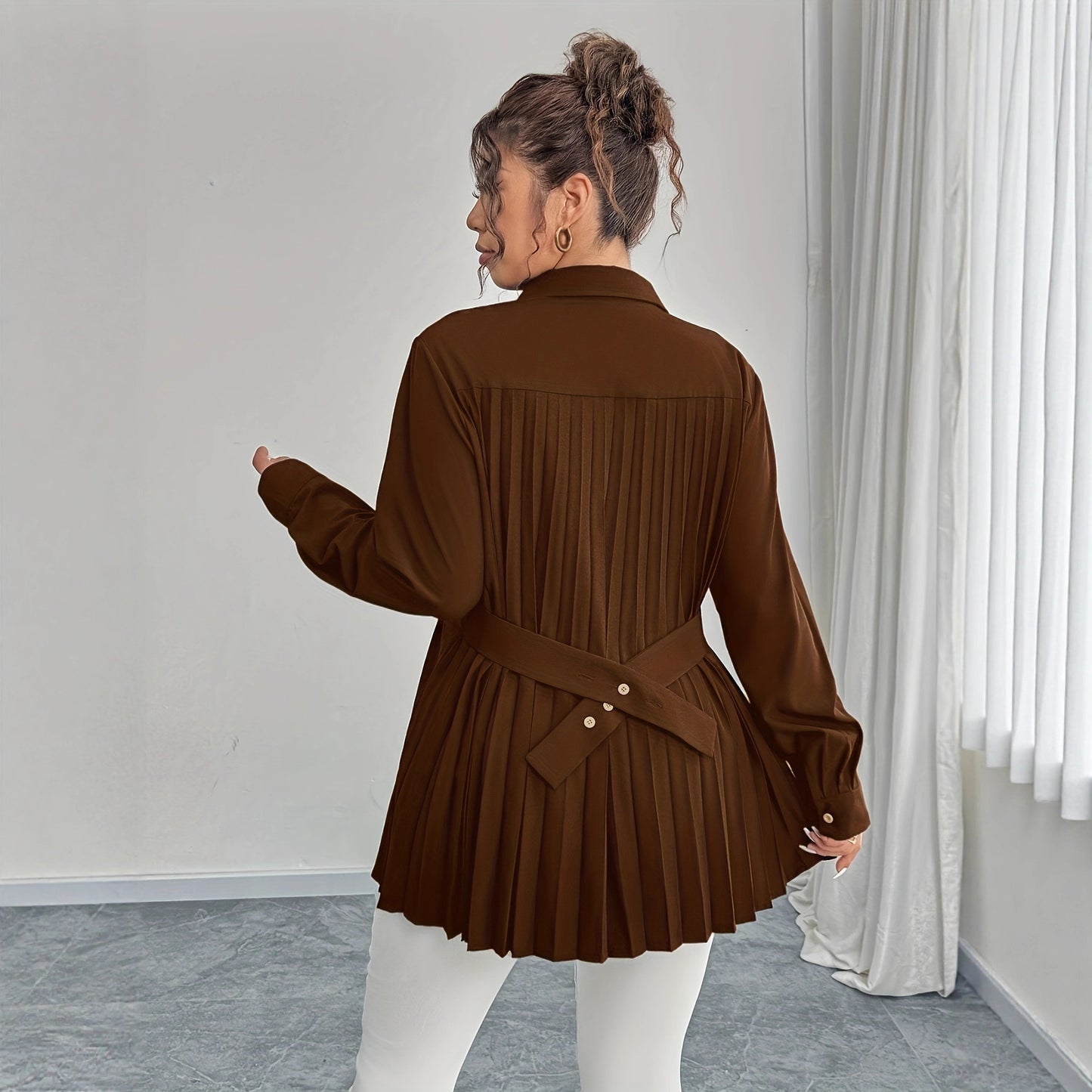 Chemise élégante et décontractée, couleur unie, avec plis à la taille