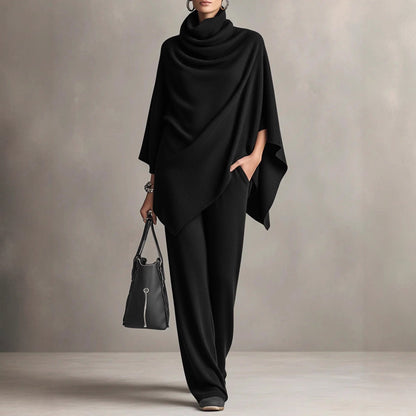 Ensemble deux pièces  d'un haut cape et d'un pantalon large