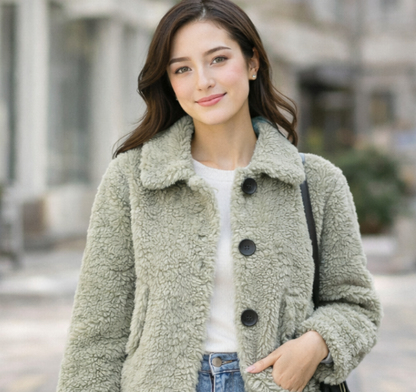 Veste Courte Femme en Laine d’Agneau – Chaude, Douce